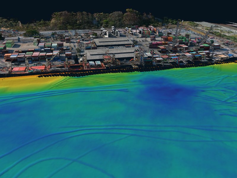 Puerto Caldera en LiDAR y multihaz: el frente de muelle, los patios de contenedores y el fondo dragado